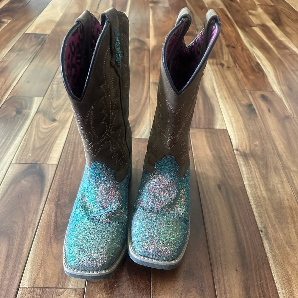 Sparkly Brown and Teal glitter women's Cowboy Boots size 5 Smoky Mountain Boots